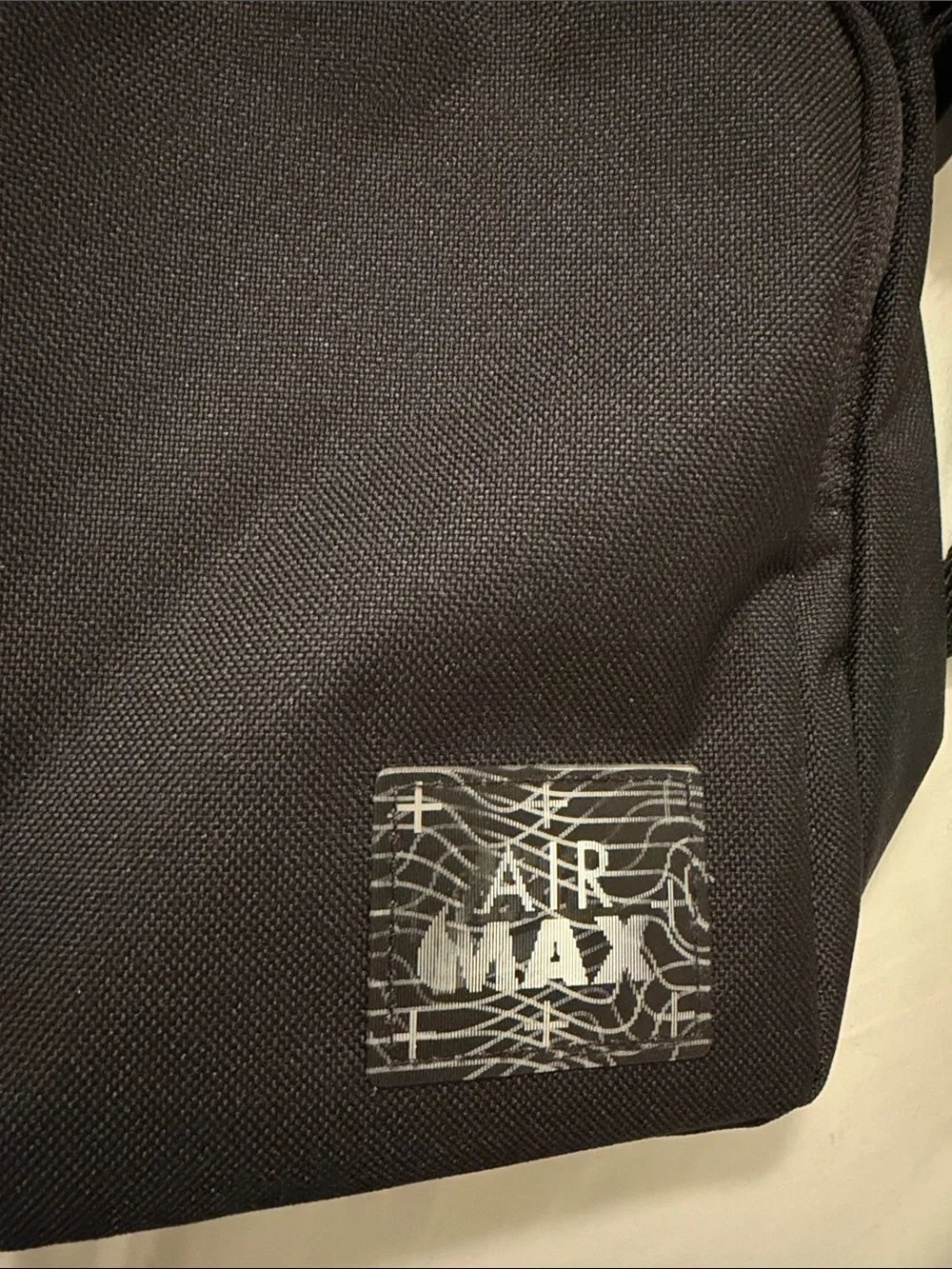 Nike compact messenger